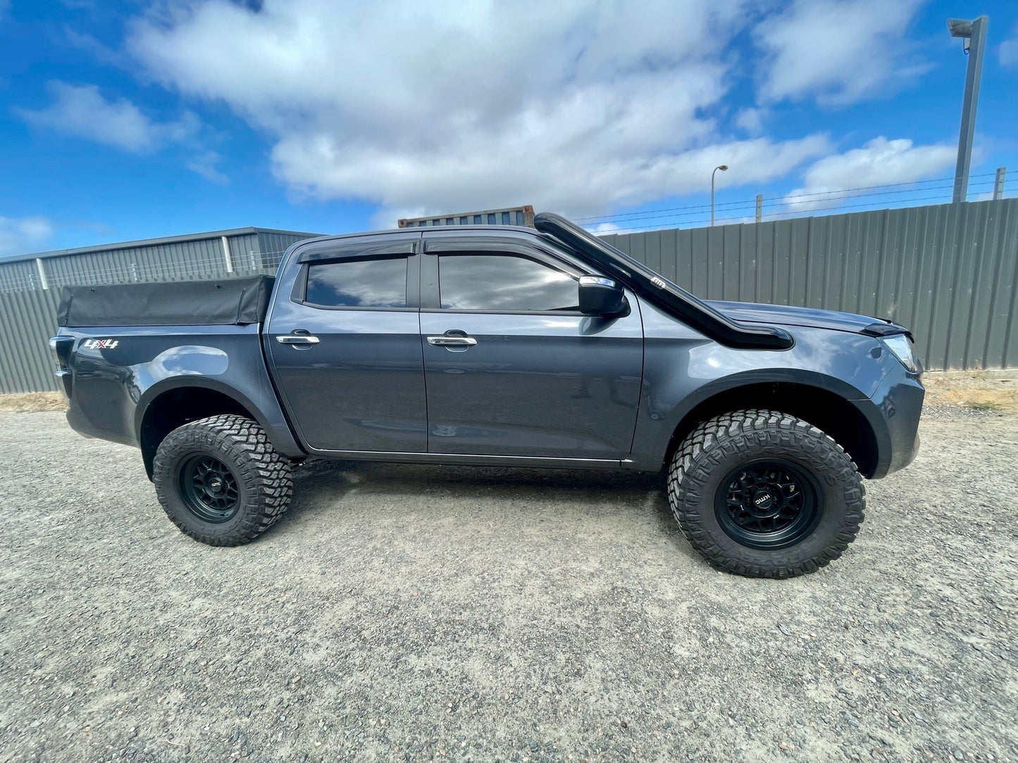 Isuzu D-MAX 21+ Mid Entry Snorkel