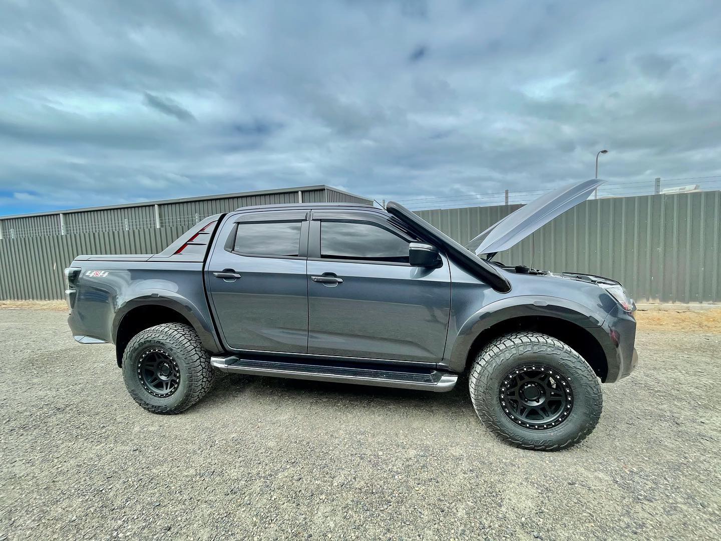 Isuzu D-MAX 21+ Short Entry Snorkel