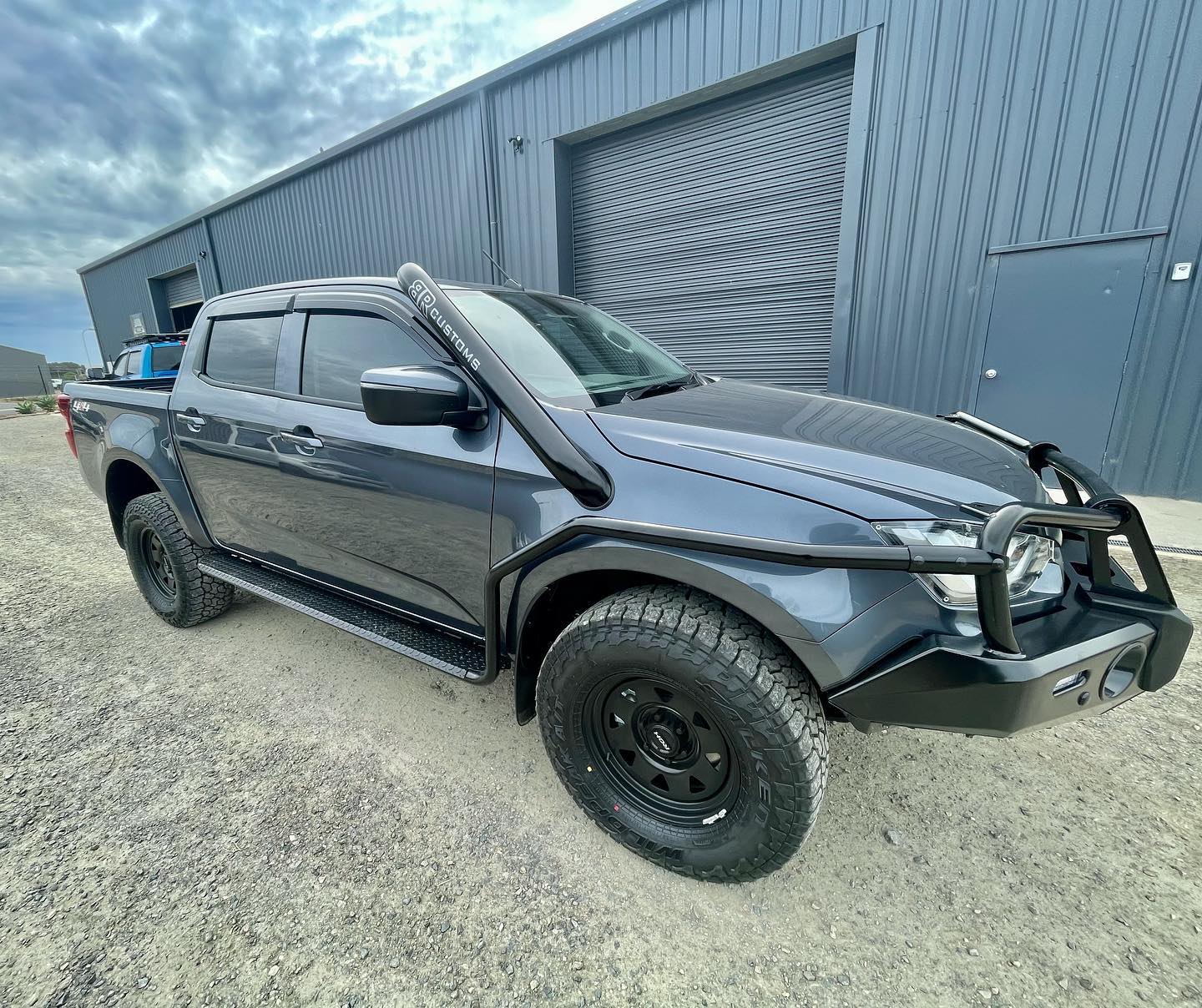 Isuzu D-MAX 21+ Short Entry Snorkel
