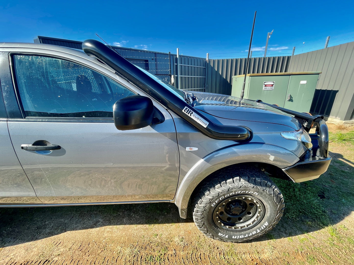 Mitsubishi Triton MQ Mid Entry Snorkel