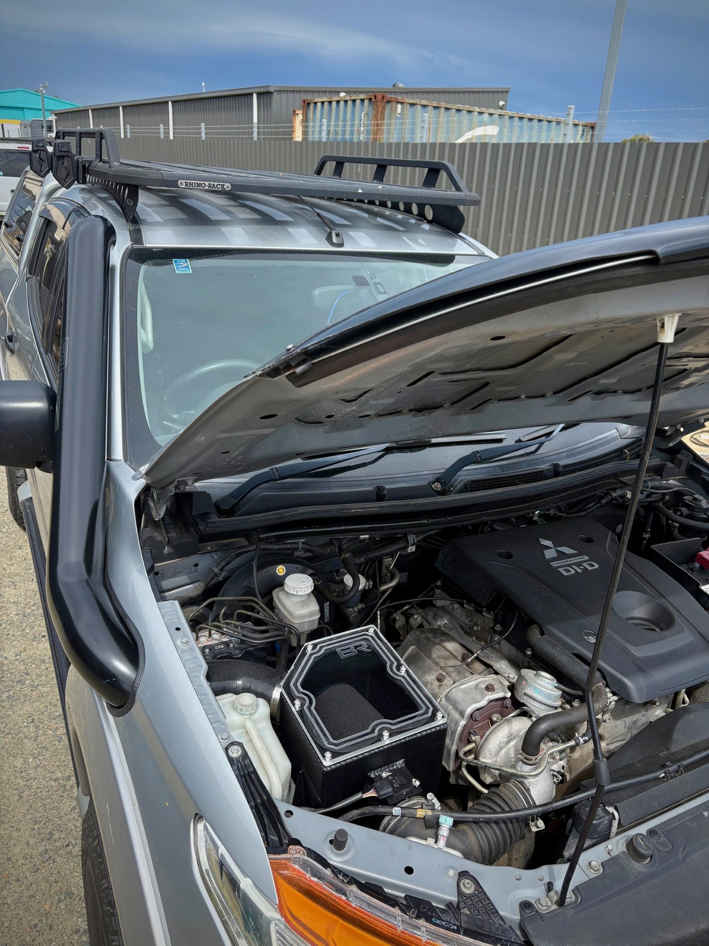 Mitsubishi Triton MQ/MR Airbox