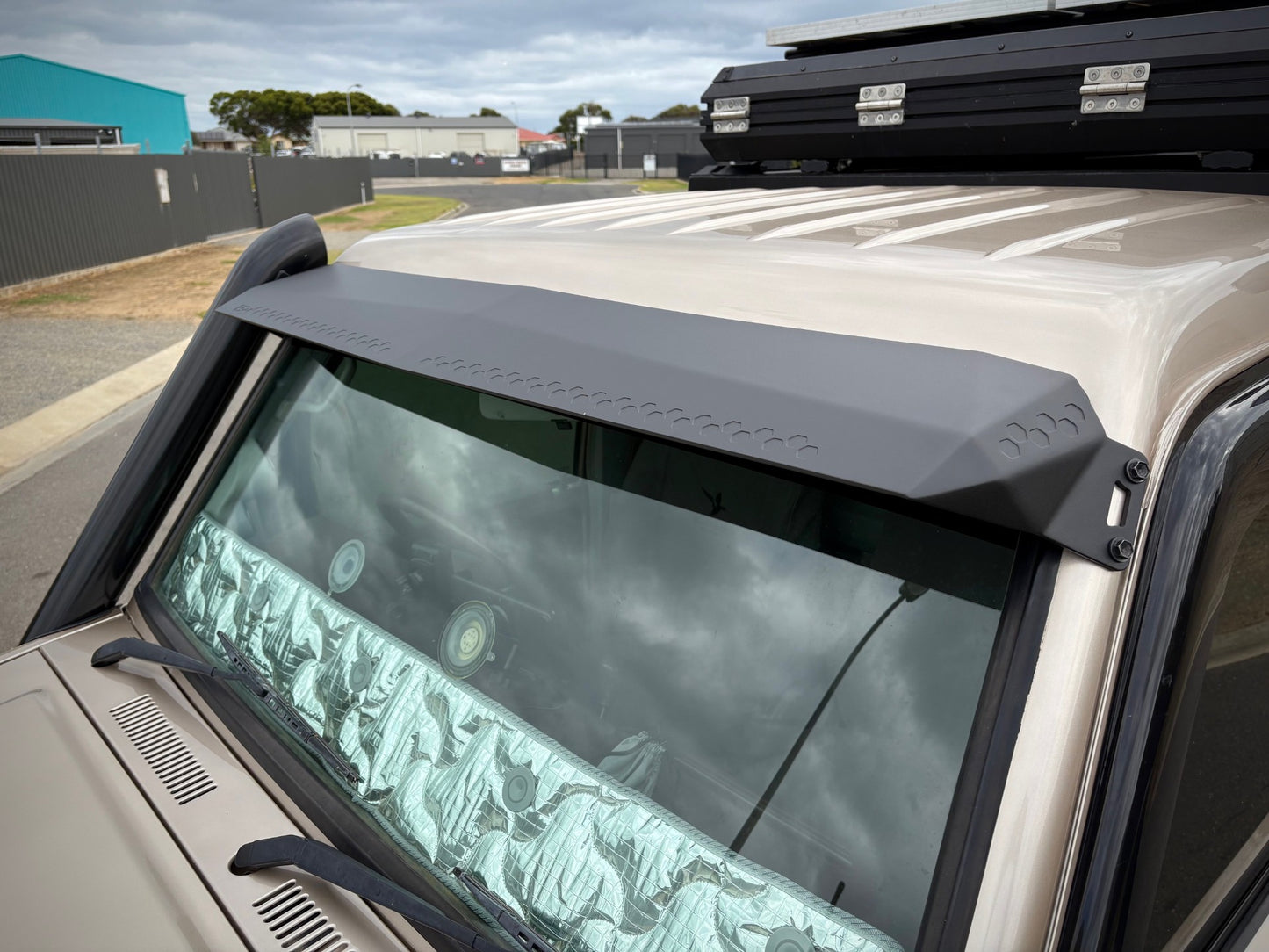 70 Series Aluminium Sunvisor