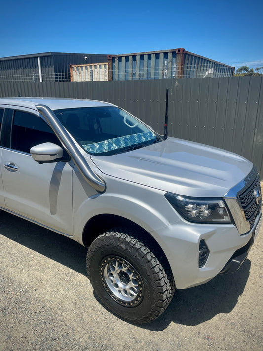 Nissan NP300 Short Entry Snorkel & Airbox (LOWCUT END)